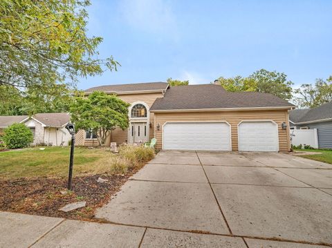 Photo of 1206 Pleasant Knoll Drive, Joliet, IL 60435 (MLS # 12494318)