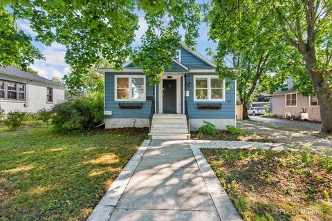 323 W Main Street Barrington IL 60010
