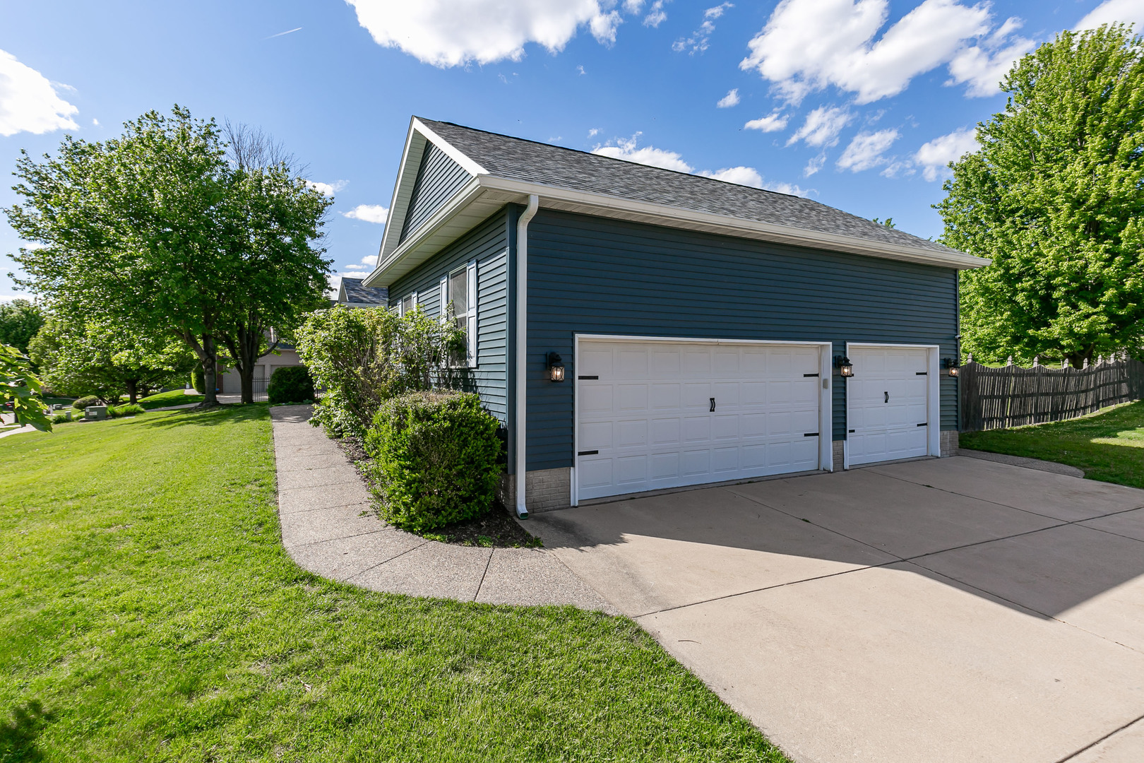 1099 Fox Hollow Lane