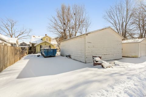 Tiny photo for 1035 S 3rd Avenue, Kankakee, IL 60901 (MLS # 12553089)