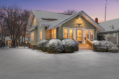 Tiny photo for 1035 S 3rd Avenue, Kankakee, IL 60901 (MLS # 12553089)