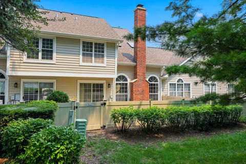 Tiny photo for 1537 Stevens Drive, Schaumburg, IL 60173 (MLS # 12696711)