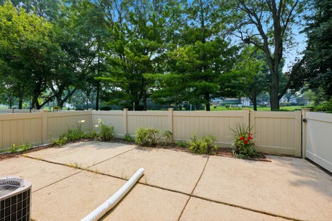 Tiny photo for 1537 Stevens Drive, Schaumburg, IL 60173 (MLS # 12696711)