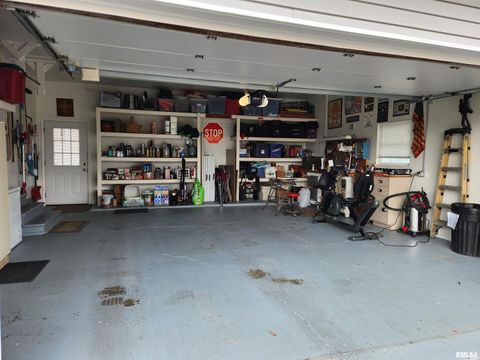 Tiny photo for 15766 E Tilton Road, Ina, IL 62846 (MLS # EB460507)