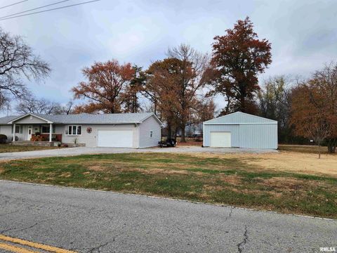 Tiny photo for 15766 E Tilton Road, Ina, IL 62846 (MLS # EB460507)