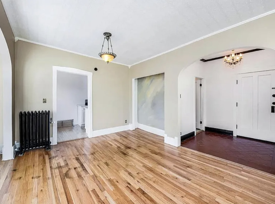 1329 W Addison Street 3A