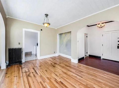 Tiny photo for 1329 W Addison Street #3A, Chicago, IL 60613 (MLS # 12598648)