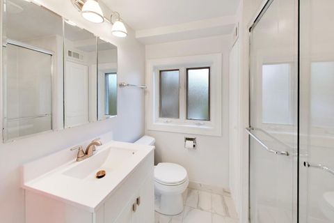 Tiny photo for 301 S Yale Avenue, Arlington Heights, IL 60005 (MLS # 12682120)