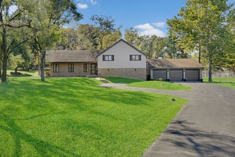 Photo of 3317 E Buried Oak Drive, Crete, IL 60417 (MLS # 12788448)