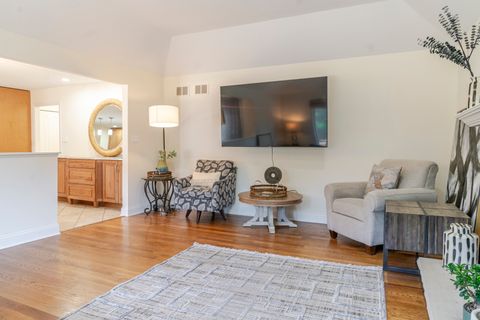 Tiny photo for 18028 Esther Drive, Orland Park, IL 60467 (MLS # 12506072)