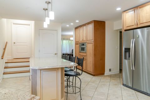 Tiny photo for 18028 Esther Drive, Orland Park, IL 60467 (MLS # 12506072)