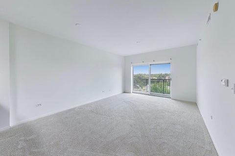 Tiny photo for 135 S YORK Street #520, Elmhurst, IL 60126 (MLS # 12712044)
