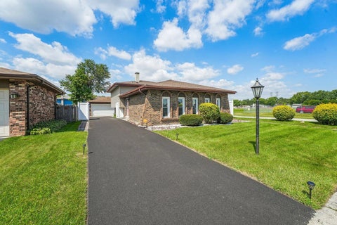Tiny photo for 17808 S Hickory Street, Lansing, IL 60438 (MLS # 12752071)