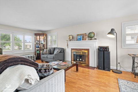 Tiny photo for 515 Cornelia Street, Joliet, IL 60435 (MLS # 12479143)