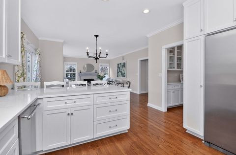 Tiny photo for 1614 Sawyer Avenue, Glen Ellyn, IL 60137 (MLS # 12611896)