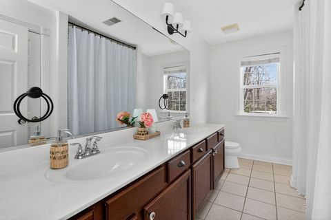 Tiny photo for 1614 Sawyer Avenue, Glen Ellyn, IL 60137 (MLS # 12611896)