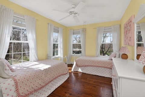 Tiny photo for 1614 Sawyer Avenue, Glen Ellyn, IL 60137 (MLS # 12611896)