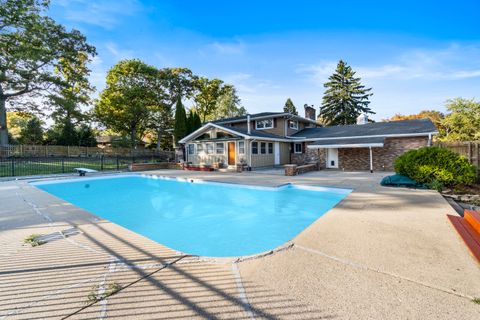 Tiny photo for 210 Oak Lane, Winthrop Harbor, IL 60096 (MLS # 12502262)