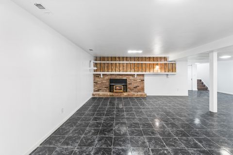 Tiny photo for 210 Oak Lane, Winthrop Harbor, IL 60096 (MLS # 12502262)