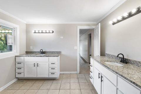 Tiny photo for 210 Oak Lane, Winthrop Harbor, IL 60096 (MLS # 12502262)