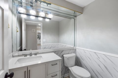 Tiny photo for 210 Oak Lane, Winthrop Harbor, IL 60096 (MLS # 12502262)