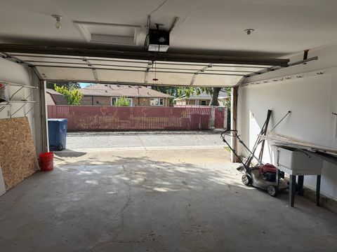Tiny photo for 881 E Thacker Street, Des Plaines, IL 60016 (MLS # 12490987)