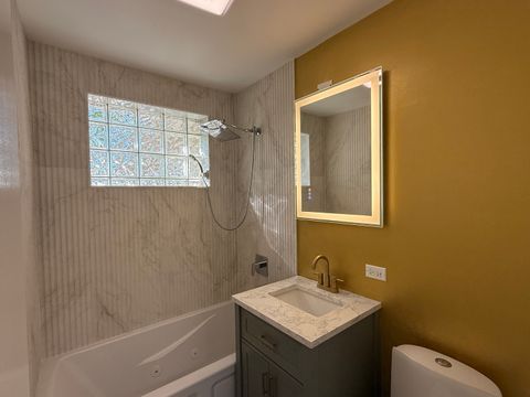 Tiny photo for 881 E Thacker Street, Des Plaines, IL 60016 (MLS # 12490987)