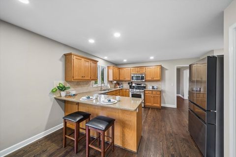 Tiny photo for 1239 Thackery Court, Naperville, IL 60564 (MLS # 12606316)