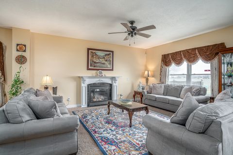 Tiny photo for 6524 International Drive, Bettendorf, IA 52722 (MLS # 12592426)