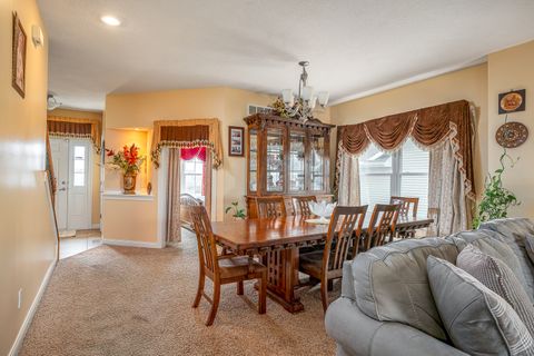 Tiny photo for 6524 International Drive, Bettendorf, IA 52722 (MLS # 12592426)