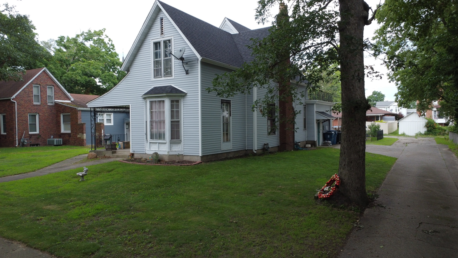 308 E Mulberry Street