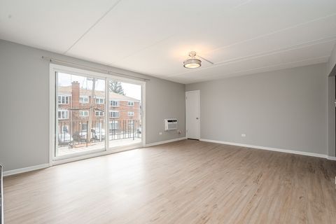 Tiny photo for 21 S Waiola Avenue #7, La Grange, IL 60525 (MLS # 12427457)