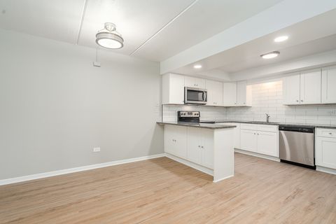 Tiny photo for 21 S Waiola Avenue #7, La Grange, IL 60525 (MLS # 12427457)