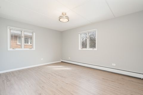 Tiny photo for 21 S Waiola Avenue #7, La Grange, IL 60525 (MLS # 12427457)