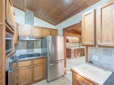 Tiny photo for 27693 N Hickory Street, Island Lake, IL 60042 (MLS # 12496445)