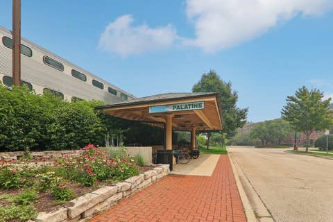 Tiny photo for 151 N Rose Street #E, Palatine, IL 60067 (MLS # 12708491)