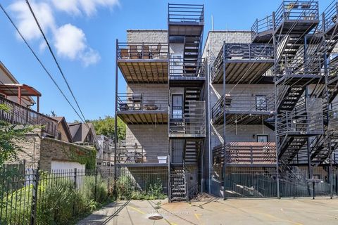 Tiny photo for 749 S CLAREMONT Avenue #1, Chicago, IL 60612 (MLS # 12469314)