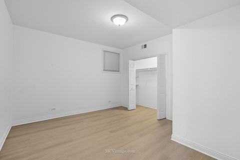 Tiny photo for 749 S CLAREMONT Avenue #1, Chicago, IL 60612 (MLS # 12469314)