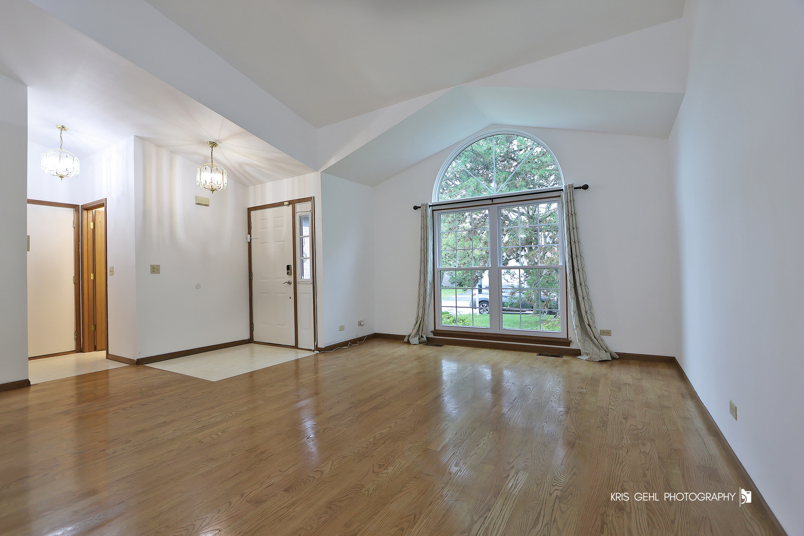 6109 Golfview Drive