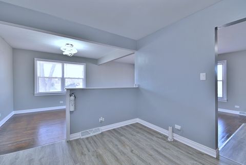 Tiny photo for 14201 Maryland Avenue, Dolton, IL 60419 (MLS # 12579023)