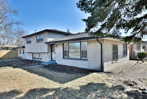 Photo of 14201 Maryland Avenue, Dolton, IL 60419 (MLS # 12579023)