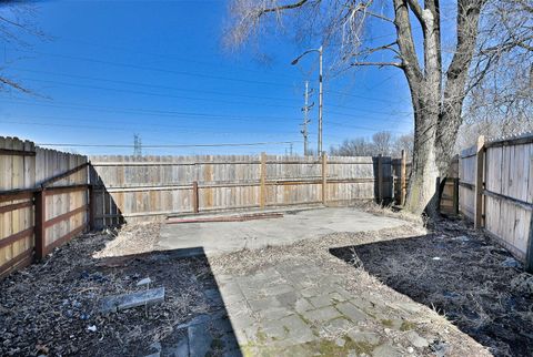Tiny photo for 14201 Maryland Avenue, Dolton, IL 60419 (MLS # 12579023)