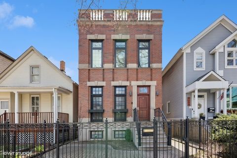 1307 W Wellington Avenue Chicago IL 60657