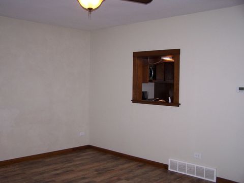 Tiny photo for 1709 Rogers Avenue, McHenry, IL 60050 (MLS # 12606955)