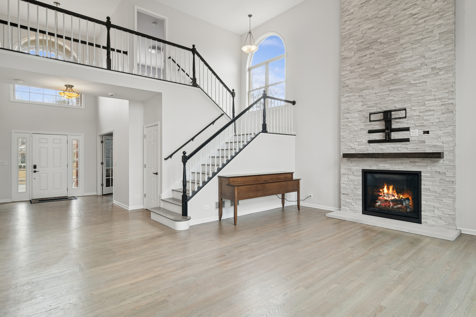 2062 N Broadmoor Lane