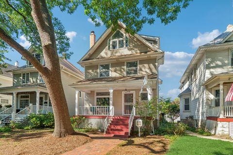 3728 N Kildare Avenue Chicago IL 60641