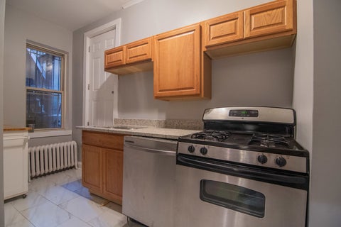 Tiny photo for 2730 N PINE GROVE Avenue #G, Chicago, IL 60614 (MLS # 12766360)