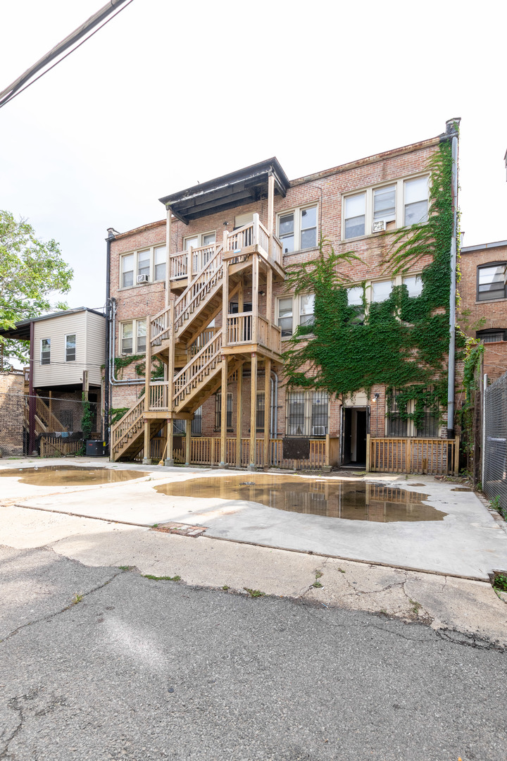 1908 E 79th Street