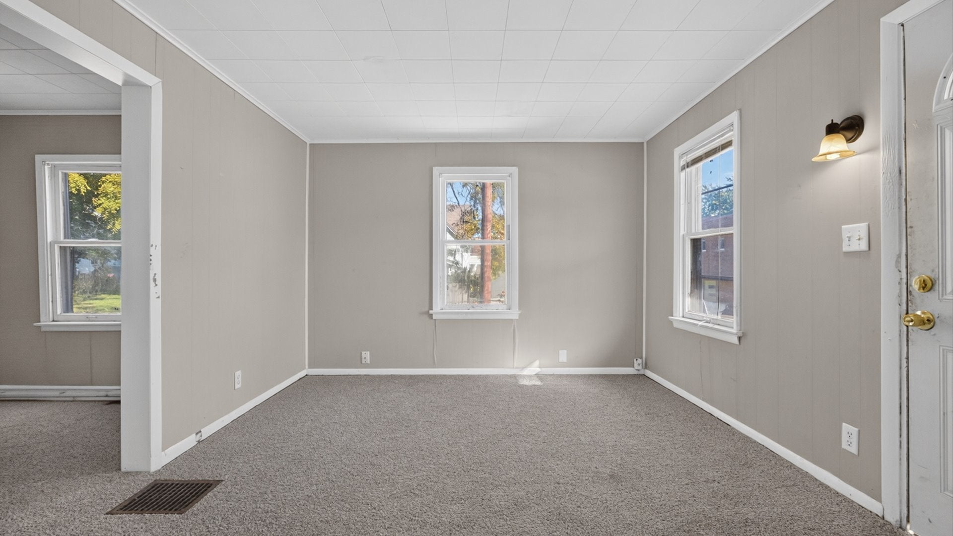 104 N Allin Street