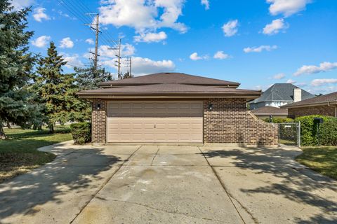 Tiny photo for 1750 W Woodland Avenue, Addison, IL 60101 (MLS # 12475855)